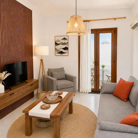 Sunstep Naxos Chora 1 Min From The