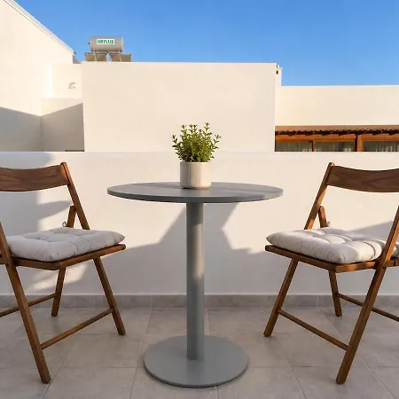 Sunstep Naxos Chora 1 Min From The